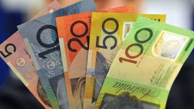 Đi du học Úc cần mang theo tiền mặt