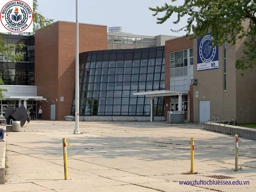 WILLOWDALE HIGH SCHOOL