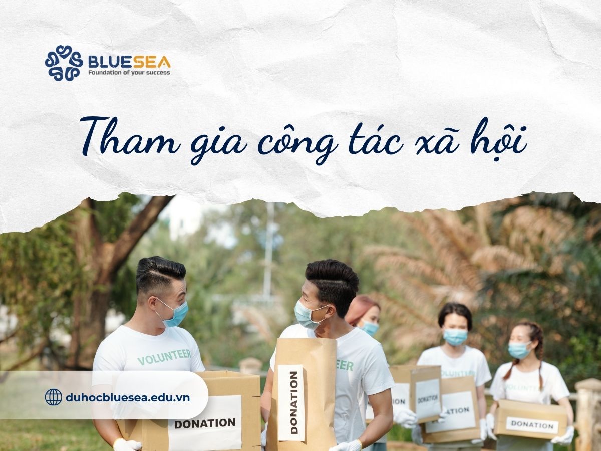 Tham gia công tác xã hội, hoạt động tình nguyện giúp đỡ cộng đồng, các lớp kỹ năng hay năng khiếu riêng của bạn.